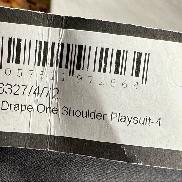 NWT PrettyLittleThing Drape Black One-Shoulder Playsuit Size 0 - Picture 10 of 12